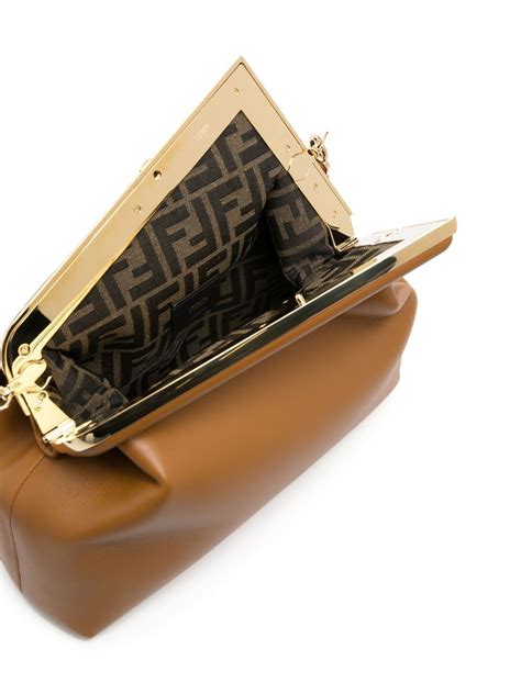 pochette fendi